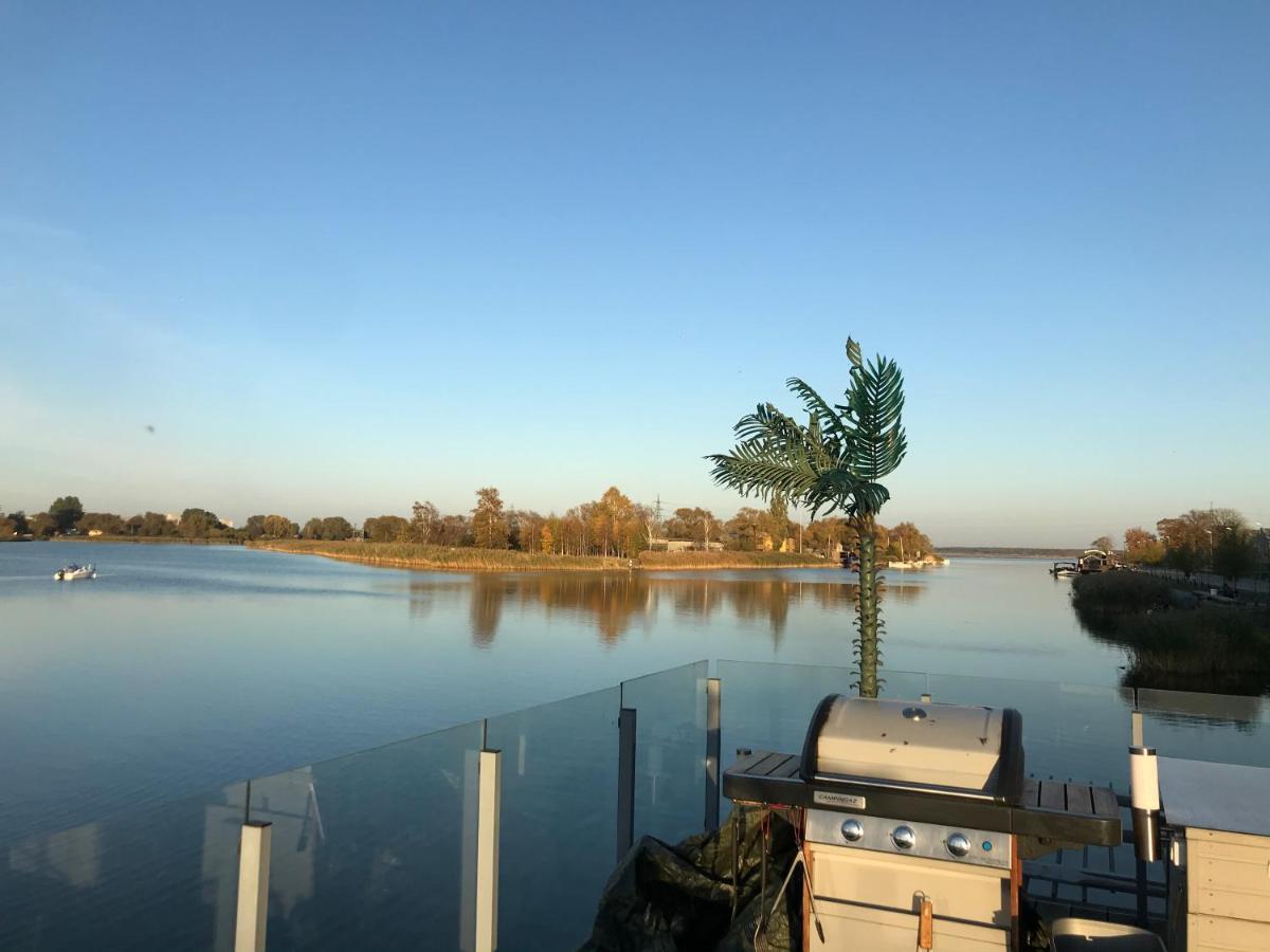 מלון לייפאז'ה Houseboat On The Water מראה חיצוני תמונה