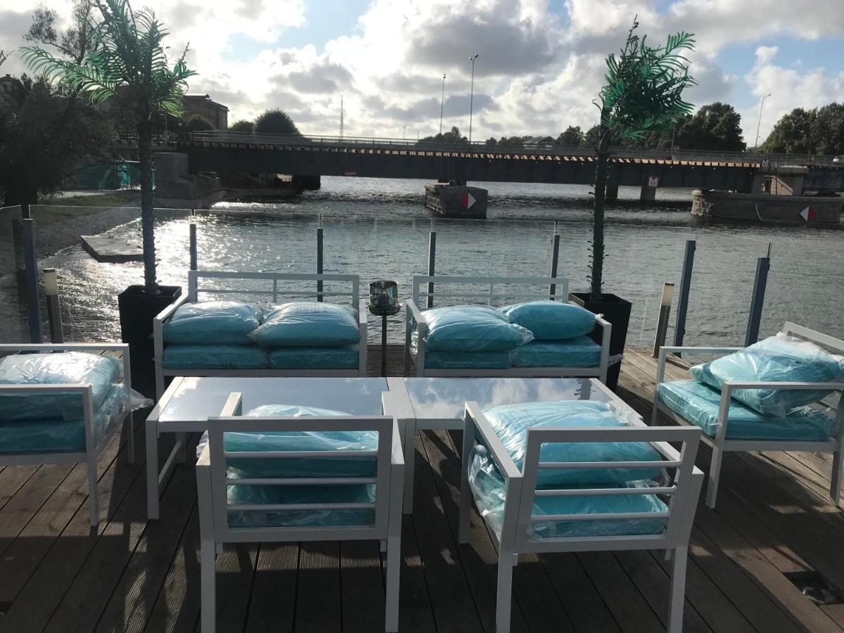 מלון לייפאז'ה Houseboat On The Water מראה חיצוני תמונה