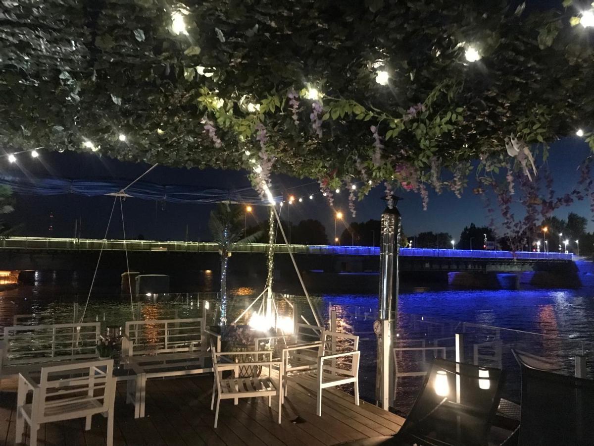 מלון לייפאז'ה Houseboat On The Water מראה חיצוני תמונה