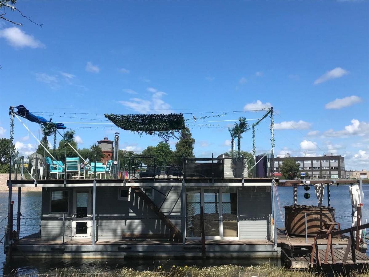 מלון לייפאז'ה Houseboat On The Water מראה חיצוני תמונה