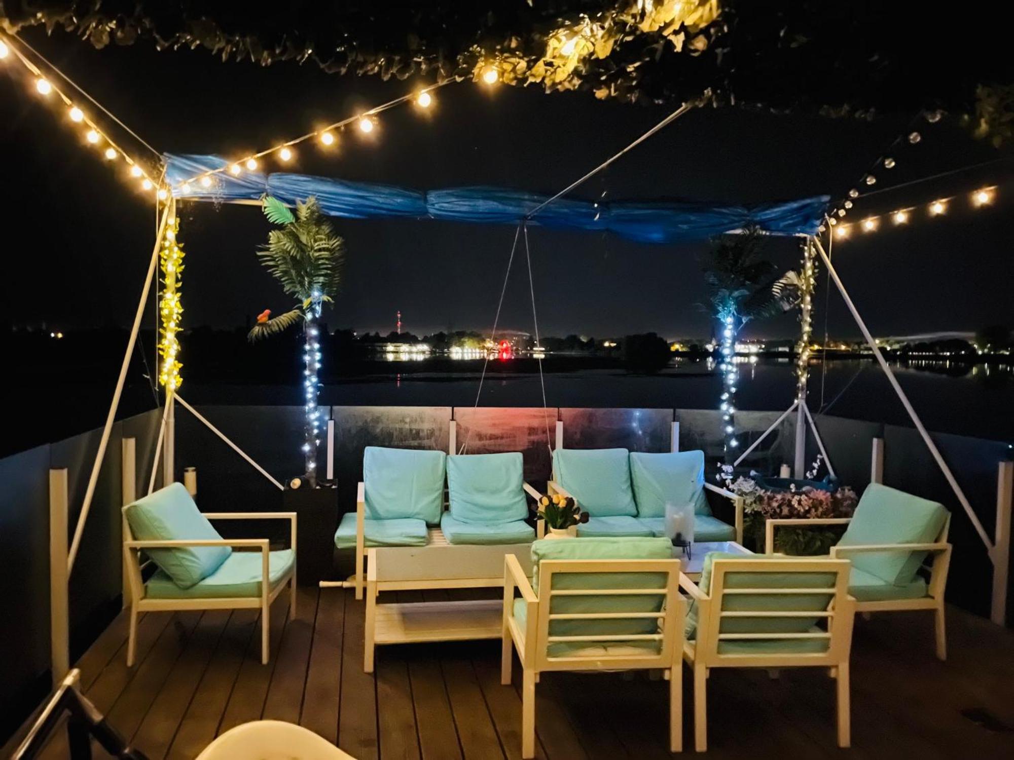 מלון לייפאז'ה Houseboat On The Water מראה חיצוני תמונה