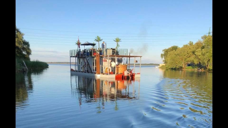 מלון לייפאז'ה Houseboat On The Water מראה חיצוני תמונה